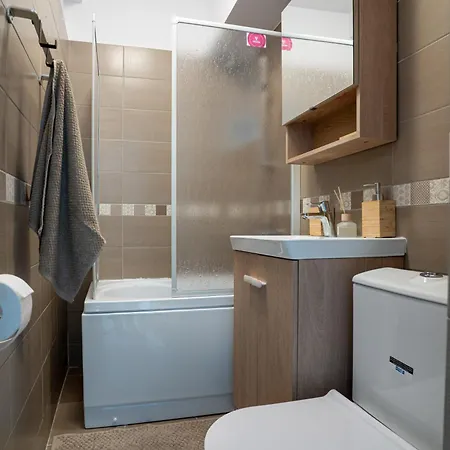 Downtown Moon 21 Cismigiu Park Daire Bükreş