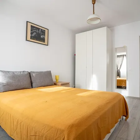 Apartment Downtown Moon 21 Cismigiu Park *