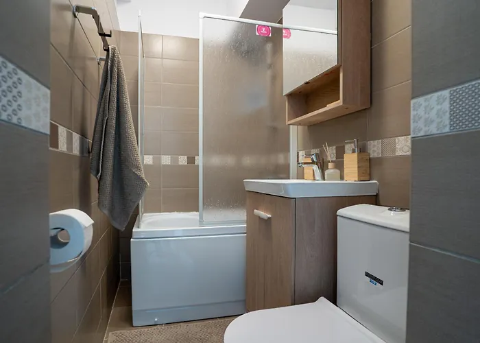 Downtown Moon 21 Cismigiu Park Апартаменти Бухарест